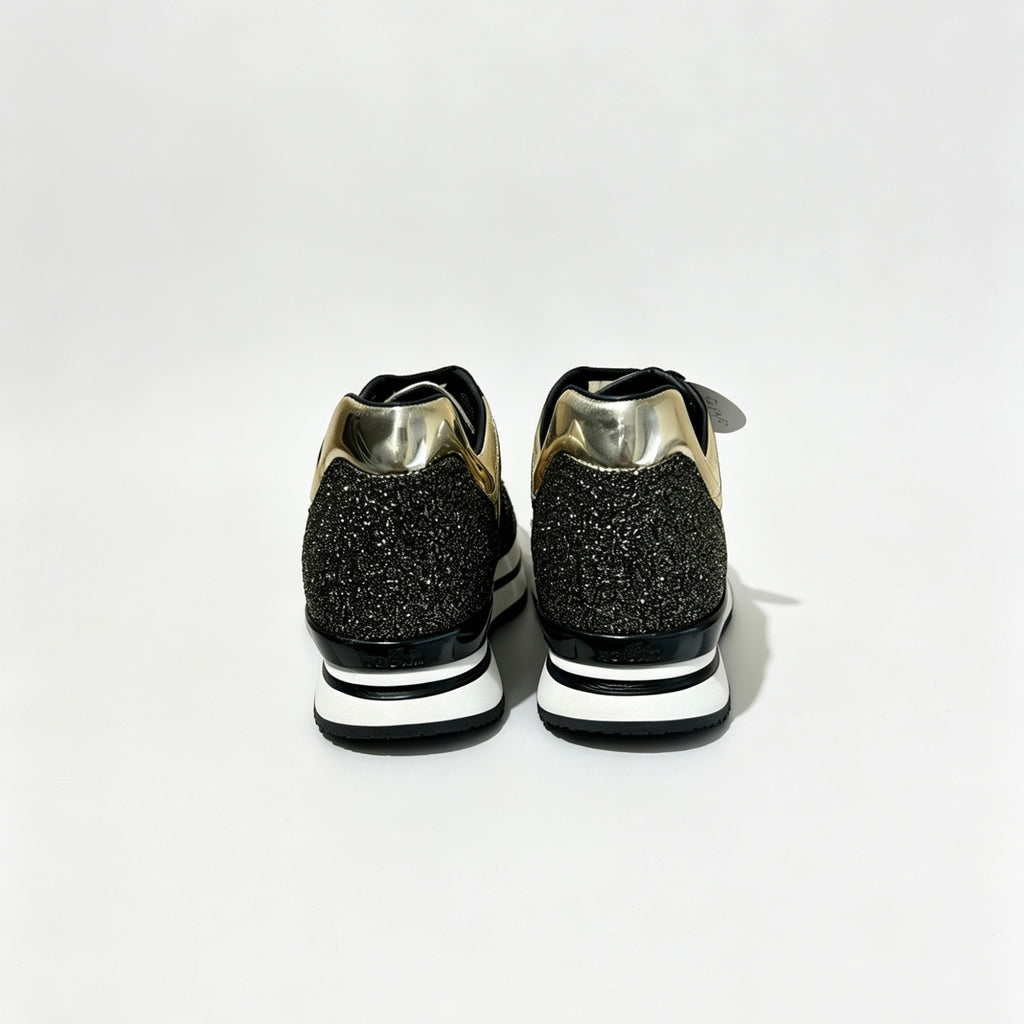 Sneakers donna Hogan modello iconico H222 Allacciato H Grande