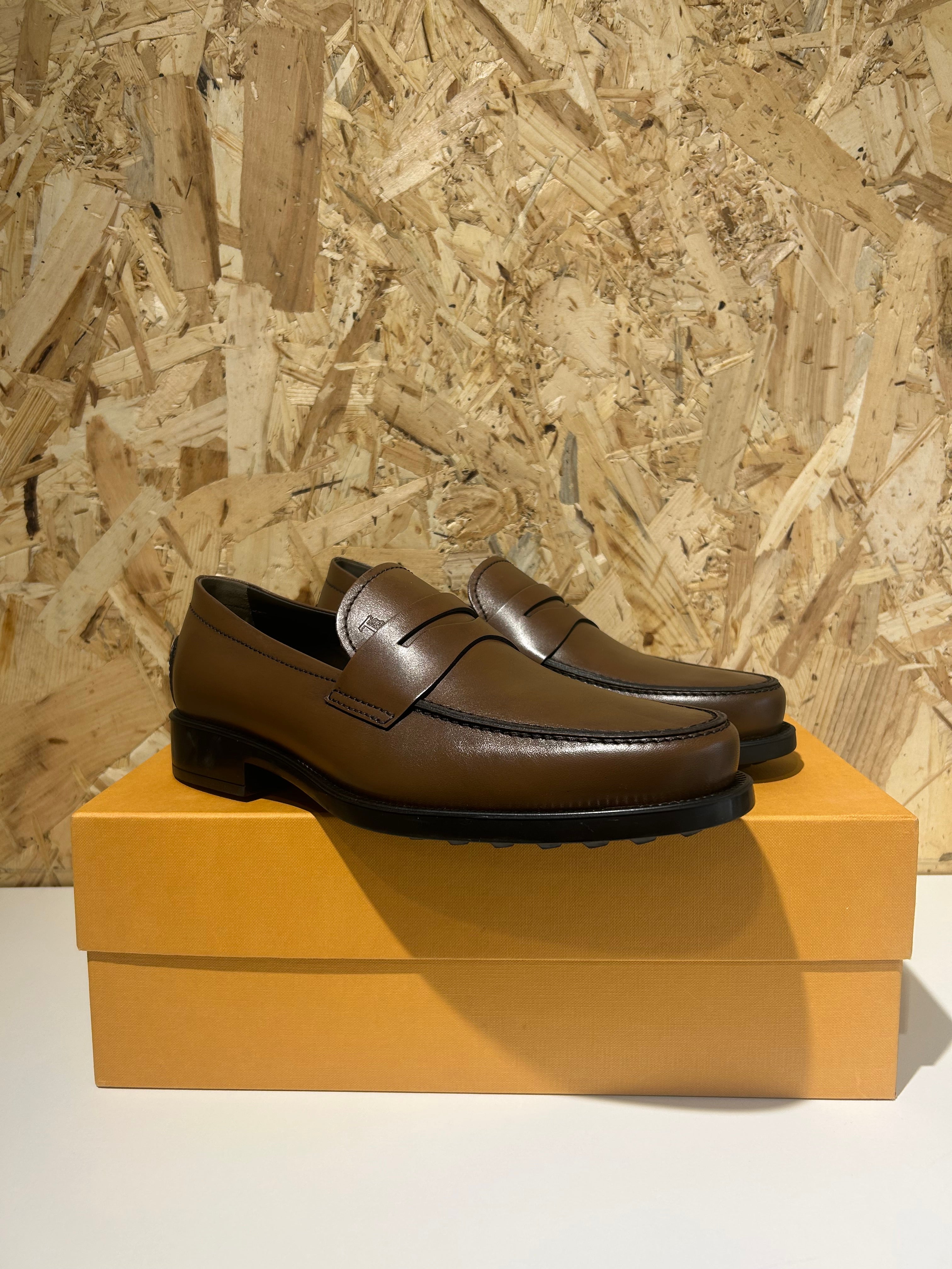 Tod’s D9C scarpe da uomo Mocassino Cacao EU7.5 Taglia 41.5