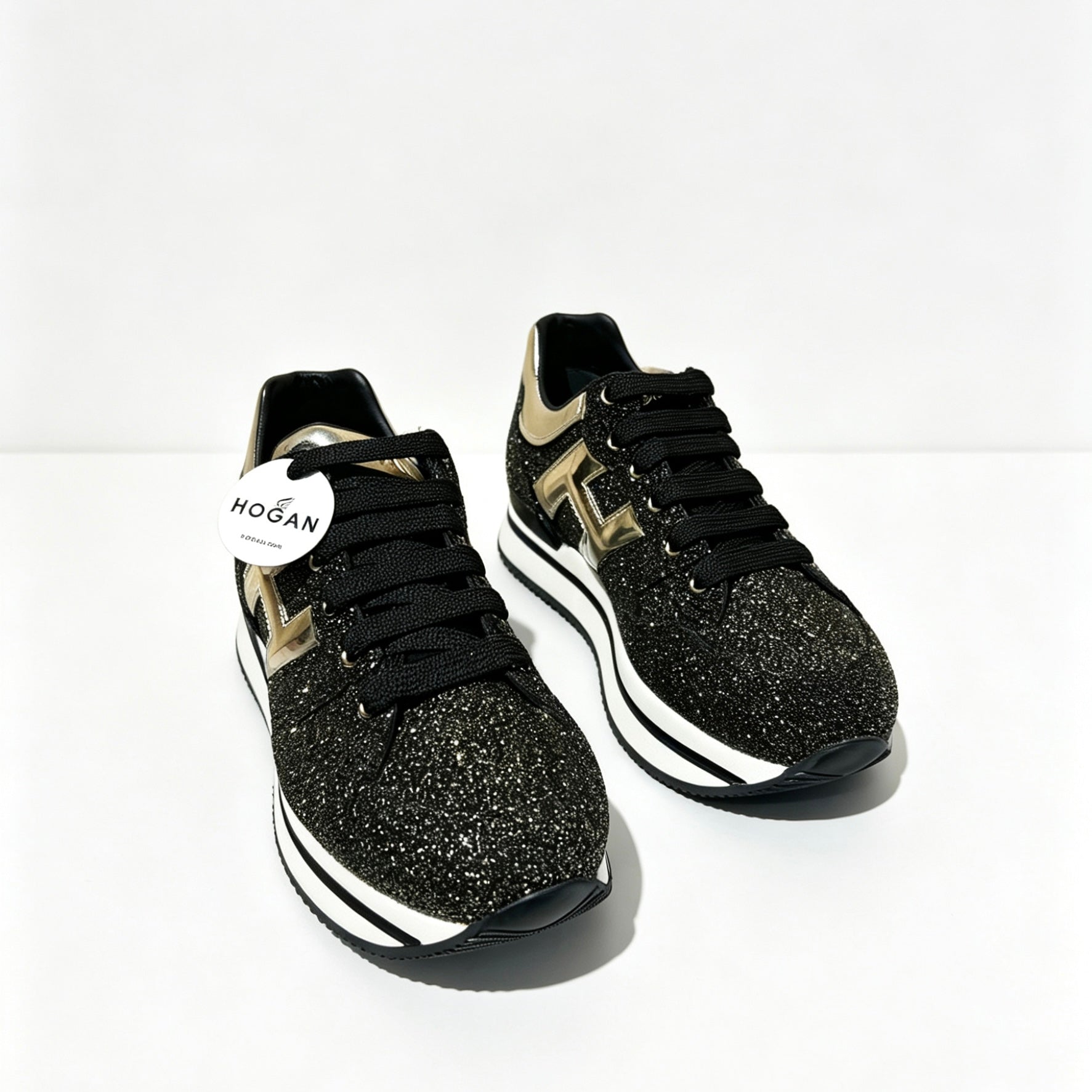 Sneakers donna Hogan modello iconico H222 Allacciato H Grande
