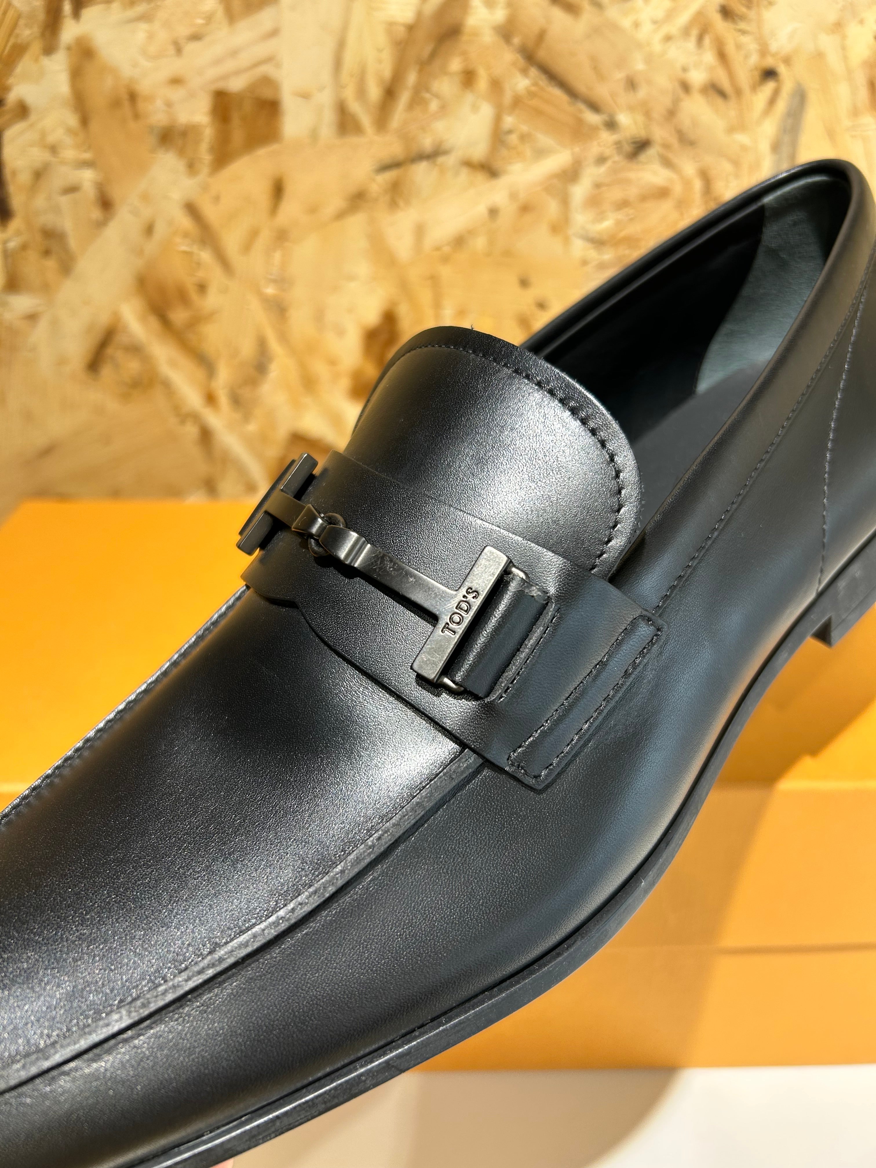 Tod’s Scarpe da uomo D90 Nero EU8.5 Taglia 42.5