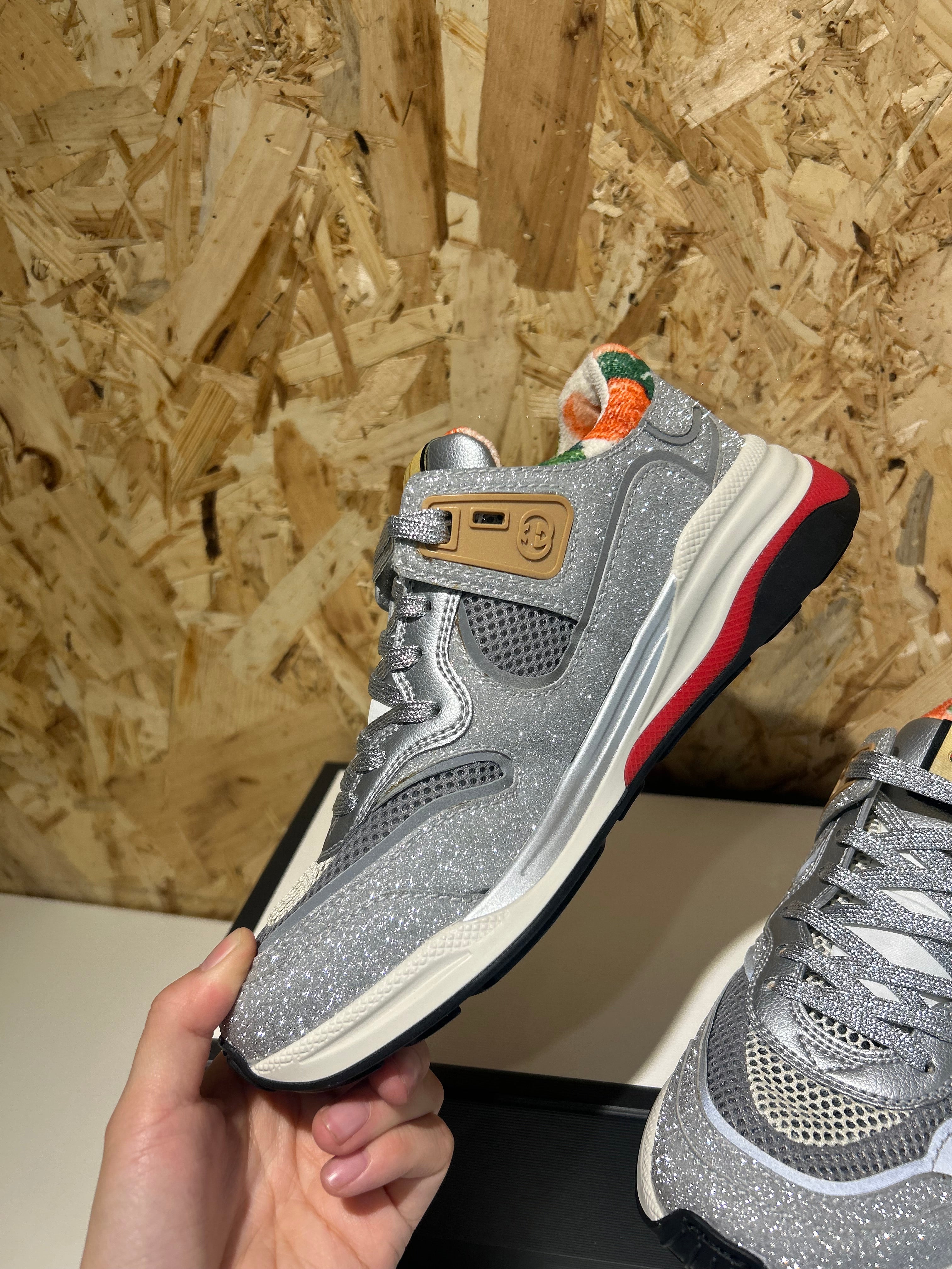 Sneakers Gucci Ultrapace 36 Donna Cod. 602228 | Glitter Argento