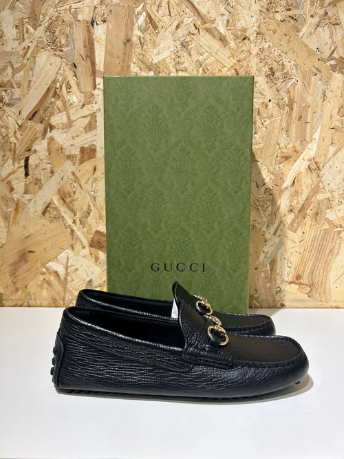Gucci mocassini driver uomo Horsebit pelle nera granulata cod.674254