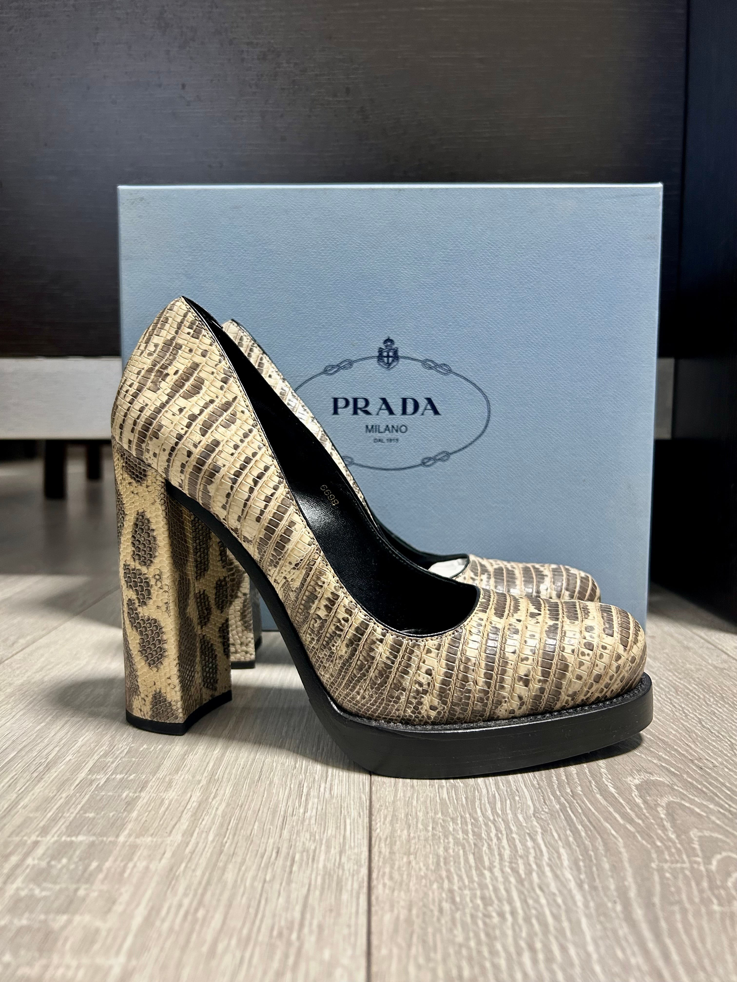 Prada Pumps Plateau Tacco Quadrato Stampa Lucertola Art.11155G