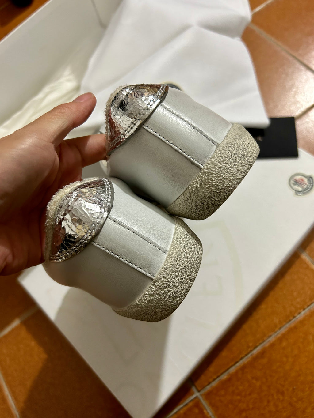 Moncler Sneakers Ryegrass scarpe donna pelle bianche