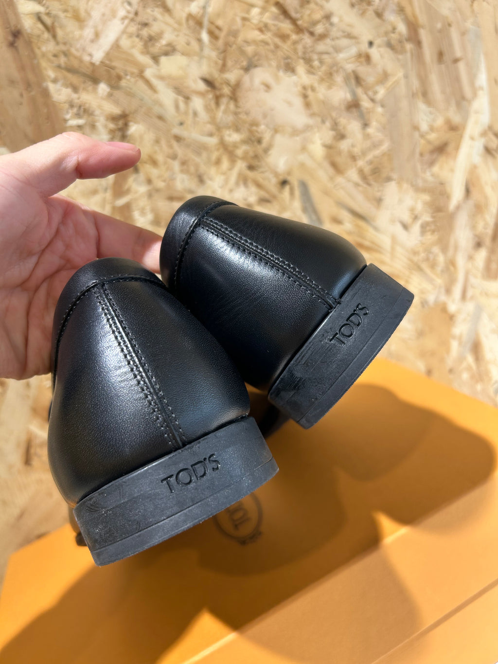 Tod’s Scarpe da uomo D90 Nero EU8.5 Taglia 42.5